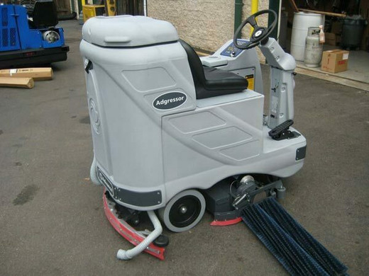 Advance Adgressor 3520C Ecoflex - Side Advance Adgressor 3520C Ecoflex - Side