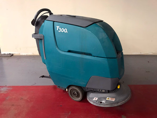 Tennant T300 Orbital Pad Assist - Side