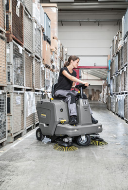 Karcher KM 85/50 R BP at work Karcher KM 85/50 R BP at work