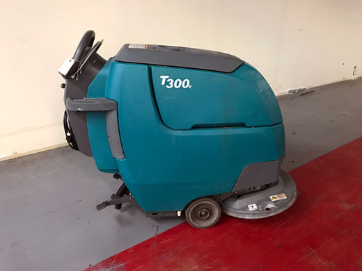 Tennant T300e 17D Pad Assist Tennant T300e 17D Pad Assist