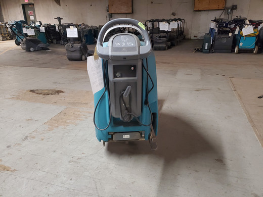 Tennant B7 Battery Floor Burnisher Tennant B7 Battery Floor Burnisher