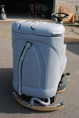 Advance Advenger 2400 - Rear Advance Advenger 2400 - Rear