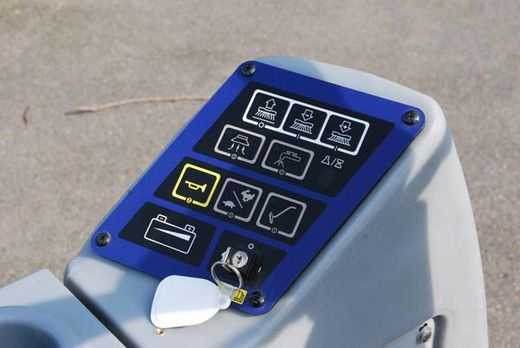 Advance Advenger 2400 - Controls Advance Advenger 2400 - Controls