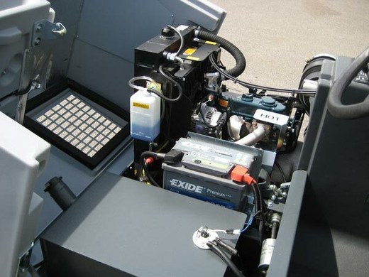 Advance Proterra 5130 LPG w/ Dust Guard - Engine Advance Proterra 5130 LPG w/ Dust Guard - Engine