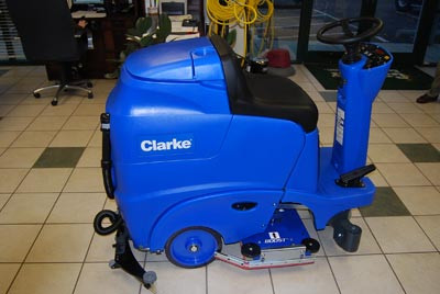 Clarke CR28 - Side