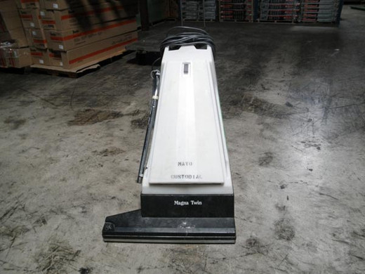 Tennant 3280 - Front