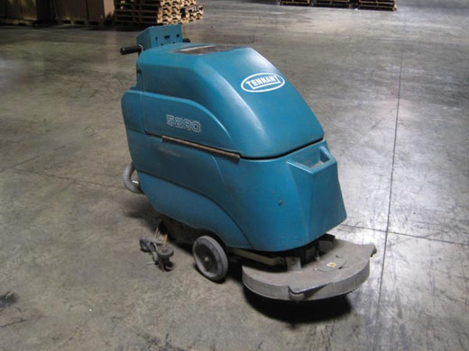 Tennant 5280 Floor Scrubber