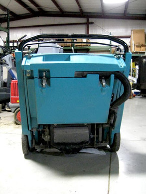 Tennant 6080 36 inch Battery - Rear