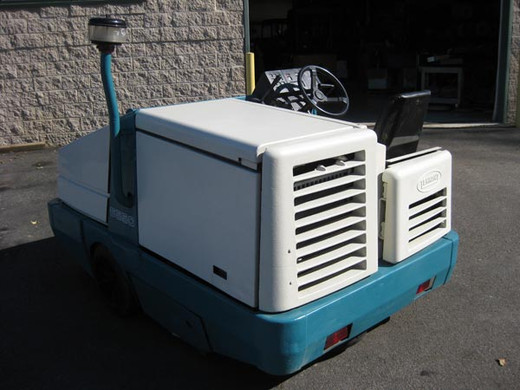 Tennant 6500 Diesel - Rear