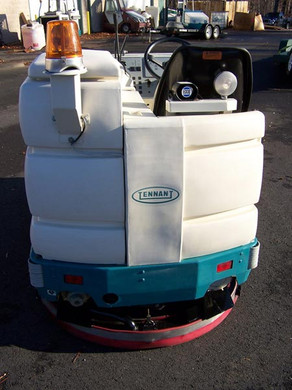 Tennant 8200 - Rear