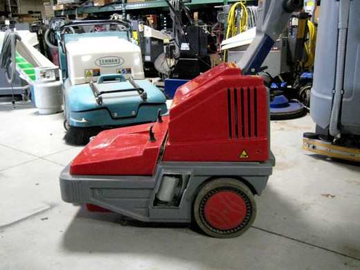 IPC Eagle TK 500ET - Side