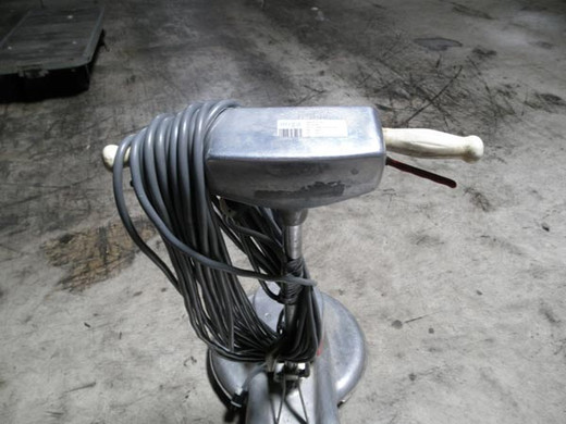 Multiclean 22 Floor Machine