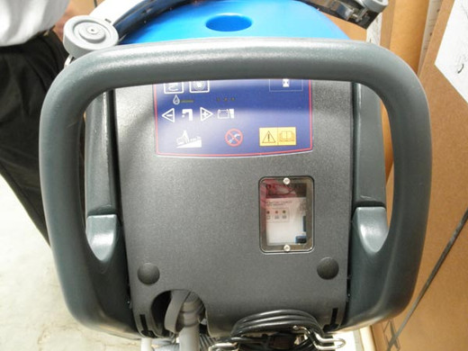Kent Razor 20 - Controls Kent Razor 20 - Controls