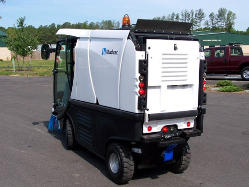 Madvac CN100 Litter Collector