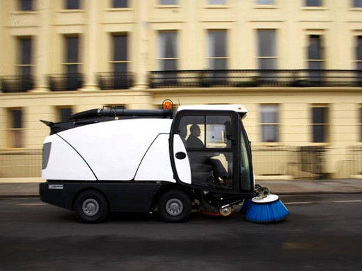 Madvac CN200 Litter Collector