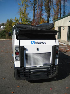 Madvac CN200 Litter Collector