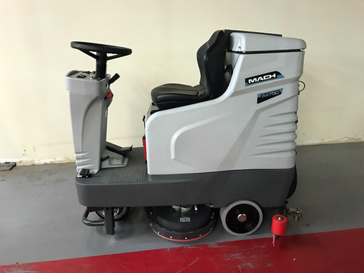 Mach M750 Base Trac M - Side Mach M750 Base Trac M - Side