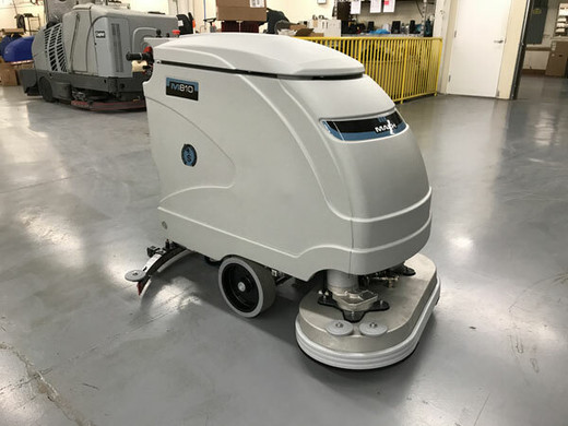 Mach M810 Trac M Mach M810 Trac M