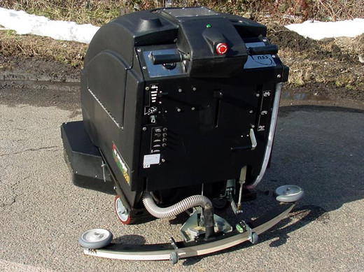 NSS Wrangler 3330 Floor Scrubber NSS Wrangler 3330 Floor Scrubber