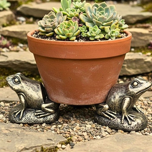 Frog Pot Feet Resin
