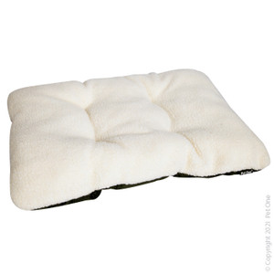 Unpackaged Pet One Bedding - Cushion Rectangular Sheepskin Replica