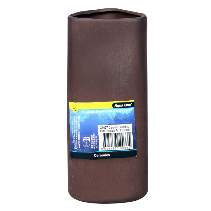 Aqua One Ceramic Breeding Hide Triangle 7x14.5x5cm