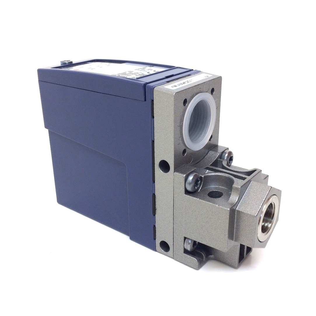 Pressure switch 071145 XMLA004C2S11 Telemecanique XMLA004C2S11 Axxa