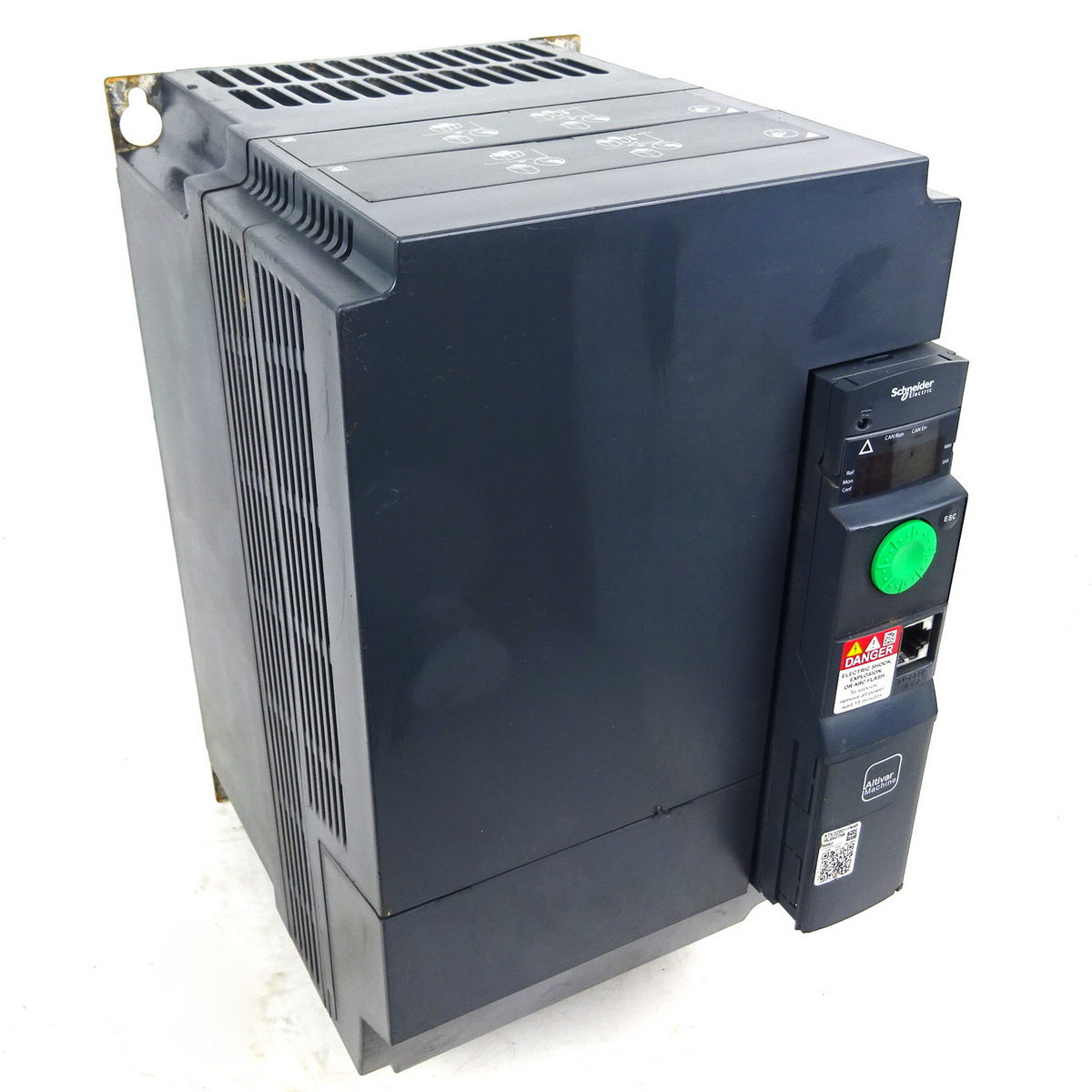 Variable Frequency Drive ATV320D11N4B Schneider 11kW 3Ph 400V 36.6A *Used*