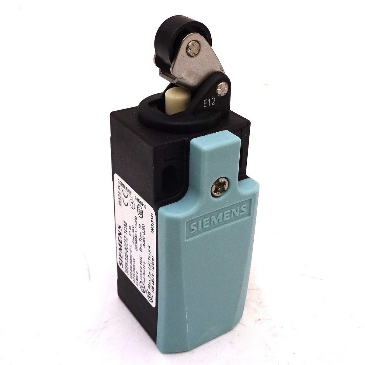 Limit Switch 3SE5232-0CE12-1CA0 Siemens Roller Lever 230V 3A 1NO/1NC ...