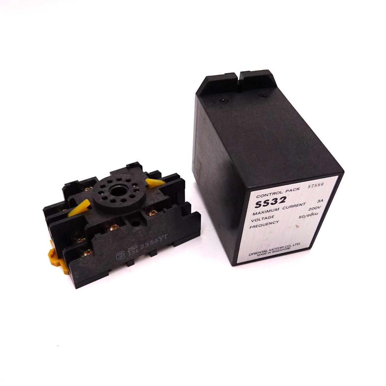 Speed Control Pack SS32 Oriental Motor 200V 3A 50/60Hz 87880