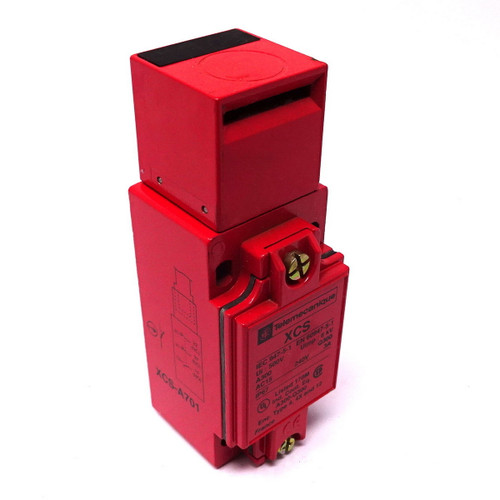 Safety Limit Switch XCS-A701 Telemecanique 240V 3A