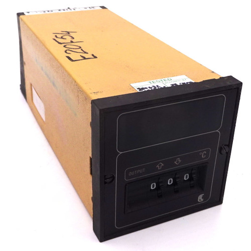 Counter E20F54-240 Axxa 240V *Used*
