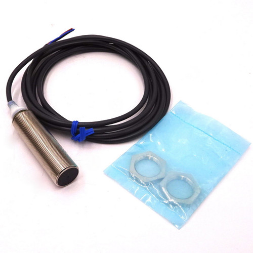 Proximity Switch E2A-M18LS08-WP-B1 Omron 12-24VDC