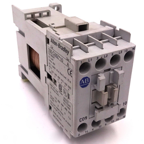 Contactor 100-C09ZJ10 Allen-Bradley 4kW 24VDC 1NO 100C09ZJ10 *Used*