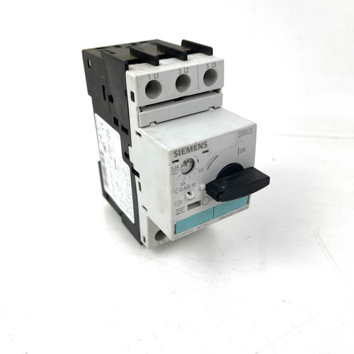Motor Circuit Breaker 3RV1021-1DA10 Siemens 2.2-3.2A *Used*