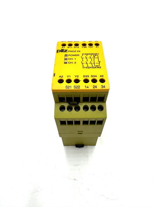 Safety Relay 774730 Pilz PNOZ X4