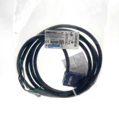 Limit Switch XCMD2102L2 Telemecanique 2P Roller Plunger 807240 Limit Switch XCMD2102L2 Telemecanique 2P Roller Plunger 807240