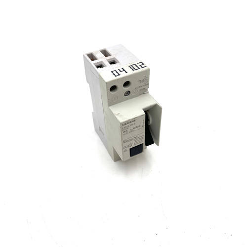RCCB 5SM3311-6 Siemens 16A 30mA 230VAC 2P A-Curve *Used* RCCB 5SM3311-6 Siemens 16A 30mA 230VAC 2P A-Curve *Used*