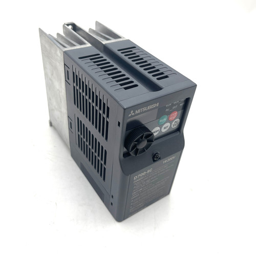 Inverter FR-D720S-042SC-EC Mitsubishi 0.75kW 200VAC 1ph
