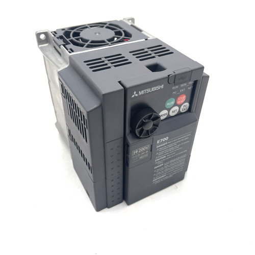 Inverter Drive FR-E720-080-NA Mitsubishi 1.5kW 200VAC 3ph *Used*