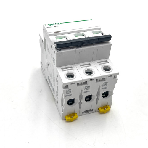 Miniature Circuit Breaker A9F45304 Schneider 4A 3P D CURVE 10KA iC60N-D-4A *New*