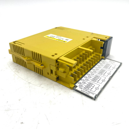 Relay Output Module A03B-0819-C184 Fanuc 16 Point 250V AC 30V DC *Used*