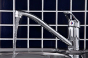 LINSOL Banjo Kitchen Sink Mixer Tap