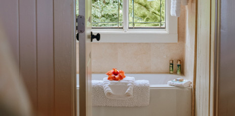 3 Key Tips for Building a Senior Friendly Bathroom