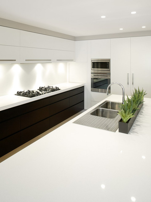 Quantum Zero recycled surfaces Bench Top Slab 3210 x 1610 - Luna White