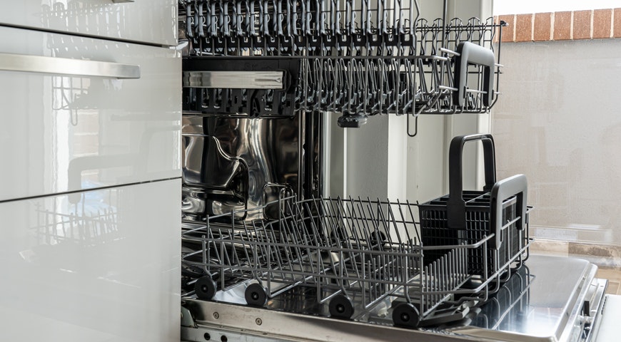 How To Use Your Dishwasher Properly 