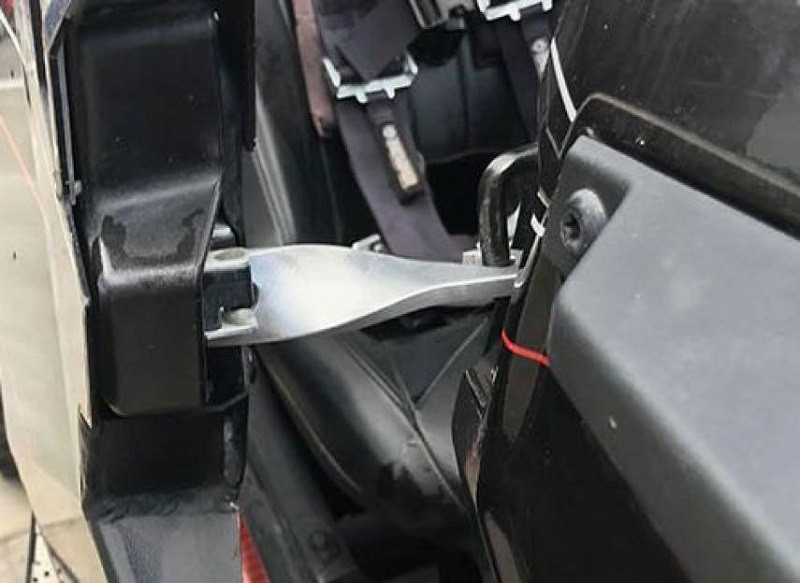 Honda Pioneer/Talon Easy-Cool UTV Door Latches by Keep Smiling