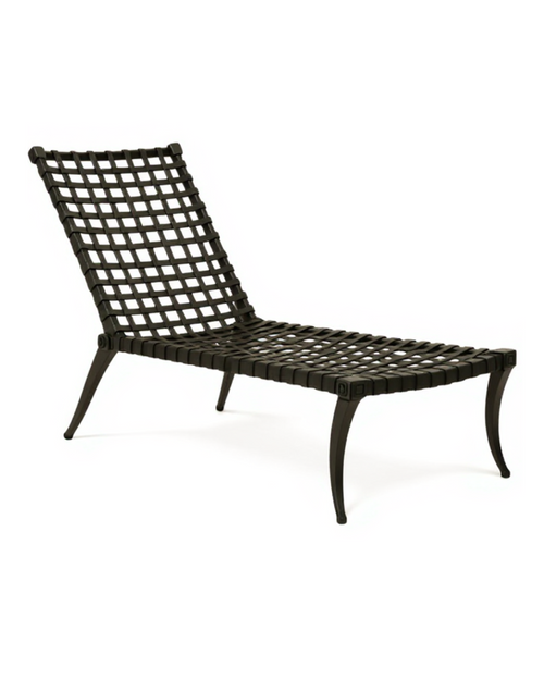 Klismos style Matte Black Outdoor Chaise Lounge – Front Angle
Modern outdoor chaise lounge in matte black, featuring a reclined backrest and sculptural lattice design.