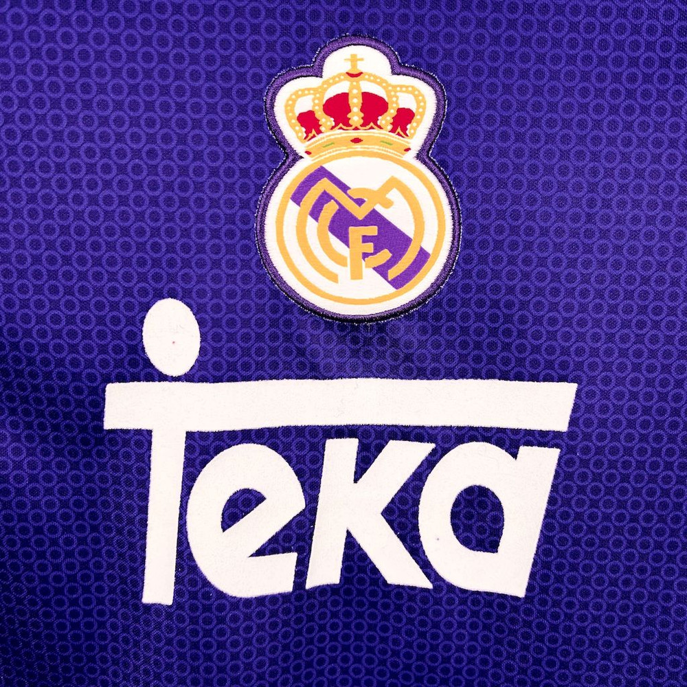 Real Madrid Retro 1997/98 Away