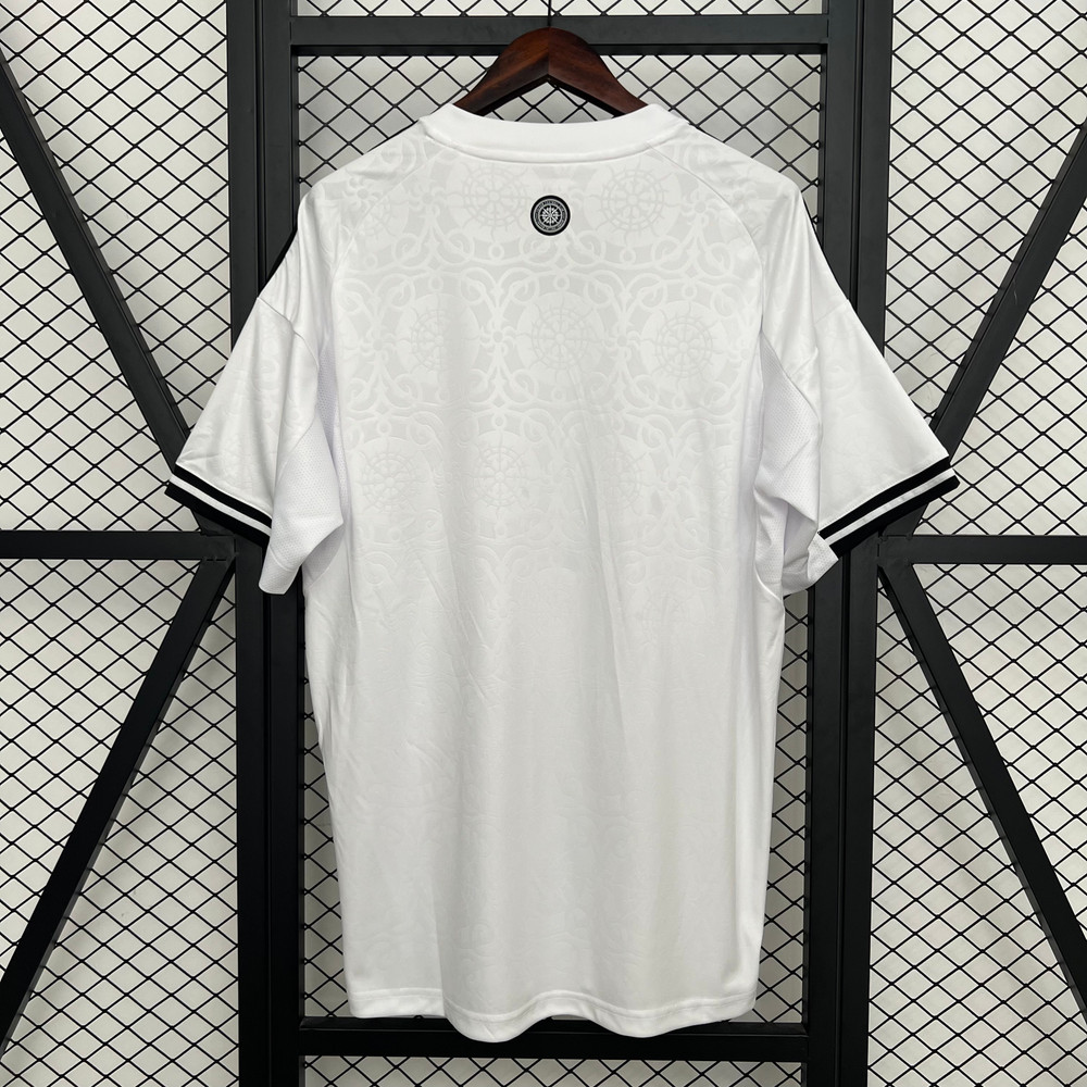 Fulham Home 2025/26